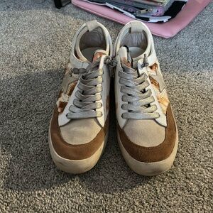 Gianni Bini ( knock off golden gooses)